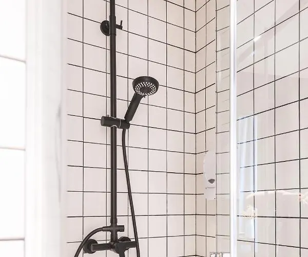 ゲストハウス Bypillow San Mames